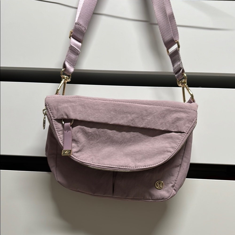 lululemon athletica Mauve Crossbody Bag
